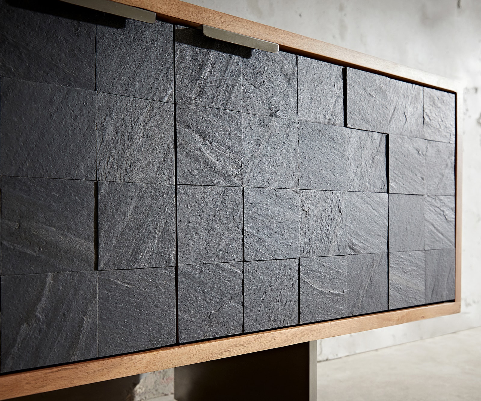 Meuble-TV Teele 240 cm acacia naturel ardoise 4 portes pied flottant inoxydable 4 Meuble-TV Teele 240 cm acacia naturel ardoise 4 portes pied flottant inoxydable 4