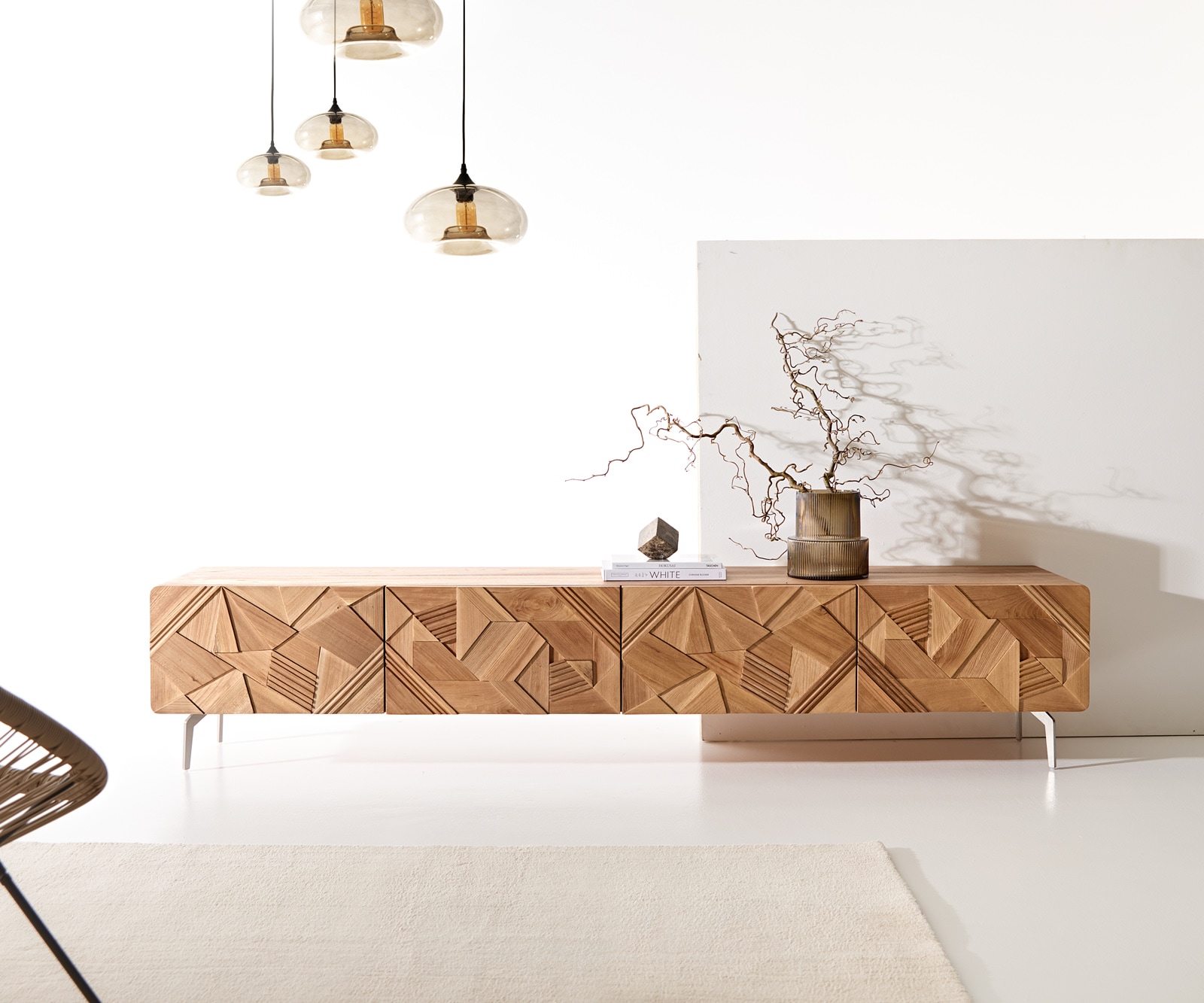 Meuble-TV Eldoria 220 cm orme naturel effet 3D 2 portes 2 tiroirs pied équerre inoxydable Meuble-TV Eldoria 220 cm orme naturel effet 3D 2 portes 2 tiroirs pied équerre inoxydable