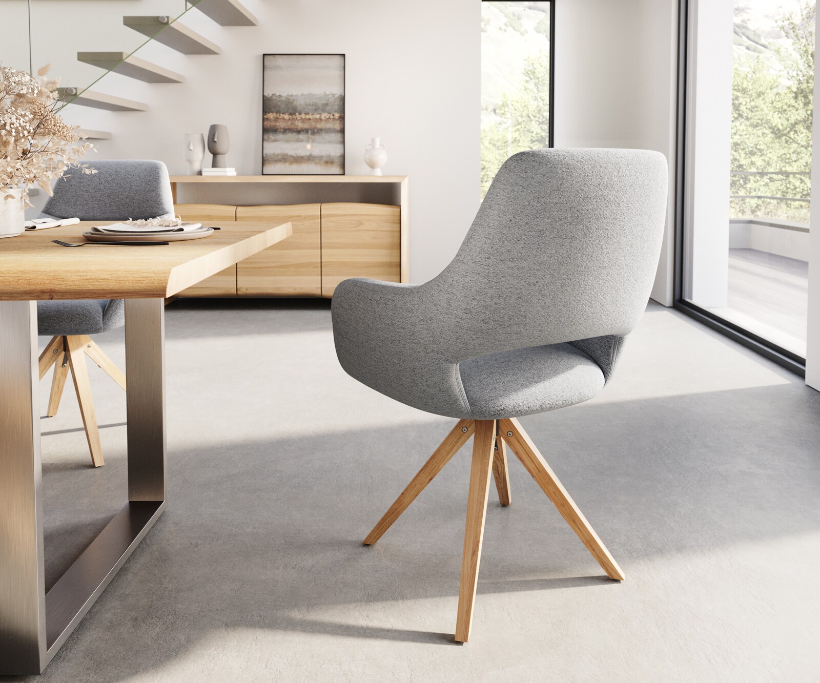 Chaise-de-salle-à-manger Yago-Flex avec accoudoirs tissu texturé gris clair pied en bois angulaire naturel ressorts ensachés 4 Chaise-de-salle-à-manger Yago-Flex avec accoudoirs tissu texturé gris clair pied en bois angulaire naturel ressorts ensachés 4
