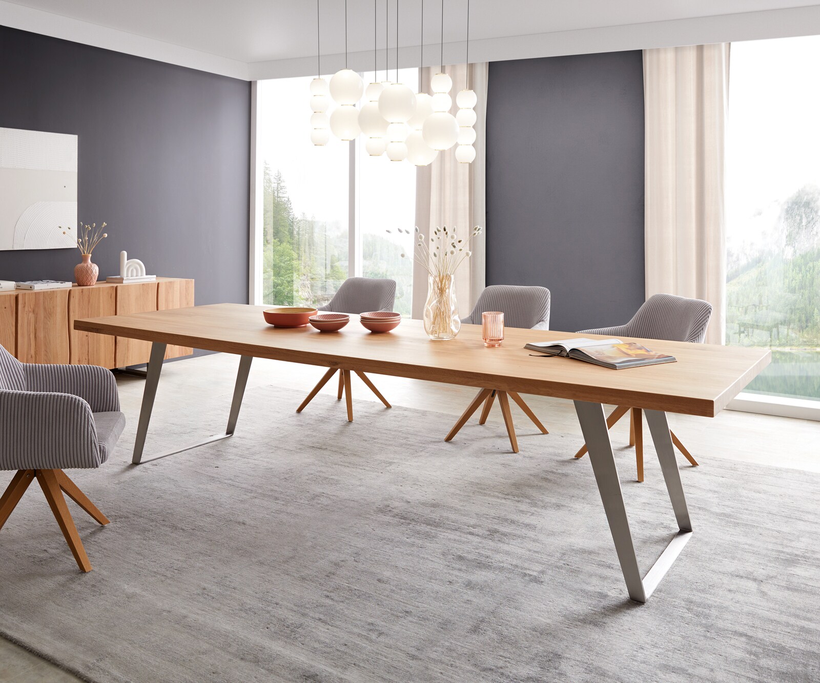 Table à manger Edge 300x100 chêne nature acier inoxydable inclinée 2