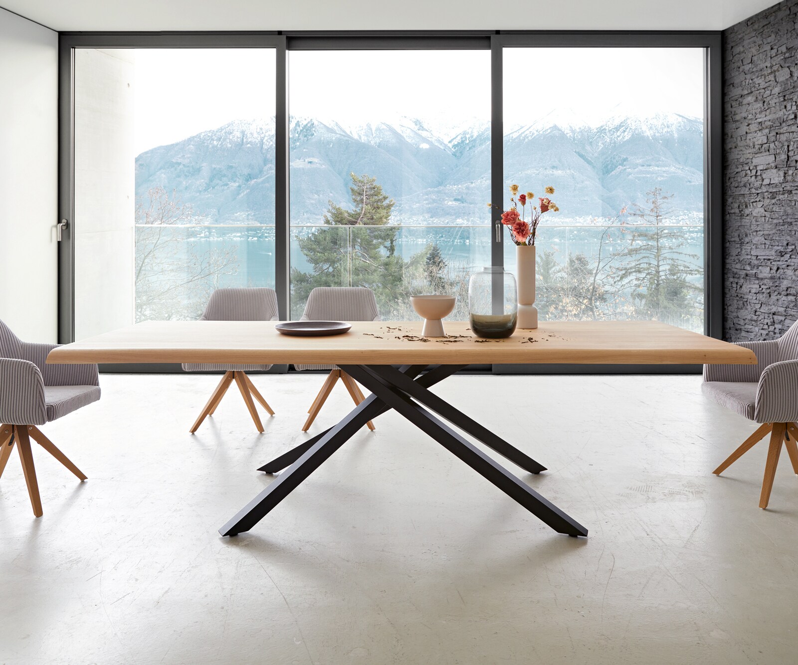 Table à manger Edge 260x100 chêne nature cadre croisé rectangle noir Live-Edge 2