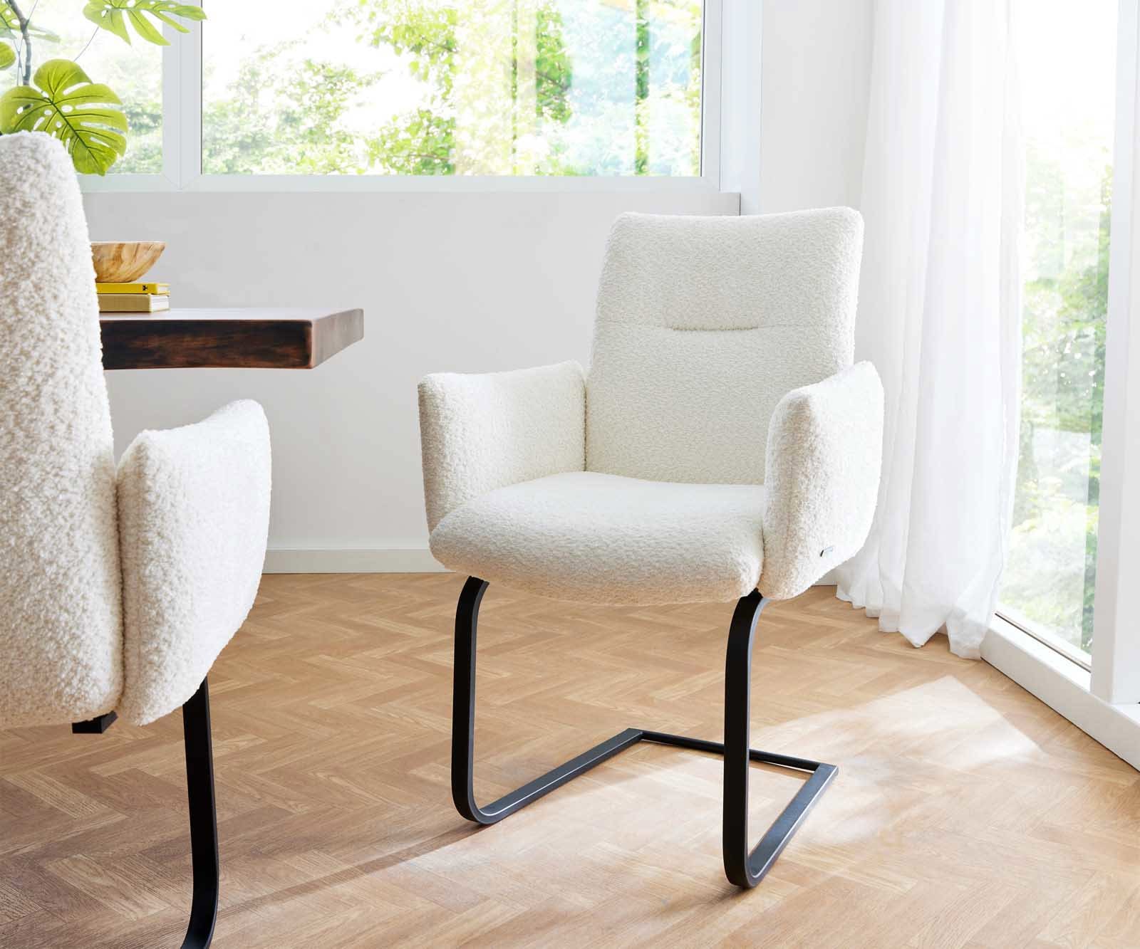 Cantilever Jova-Flex avec accoudoirs bouclé blanc pied cantilever plat noir ressorts ensachés Cantilever Jova-Flex avec accoudoirs bouclé blanc pied cantilever plat noir ressorts ensachés