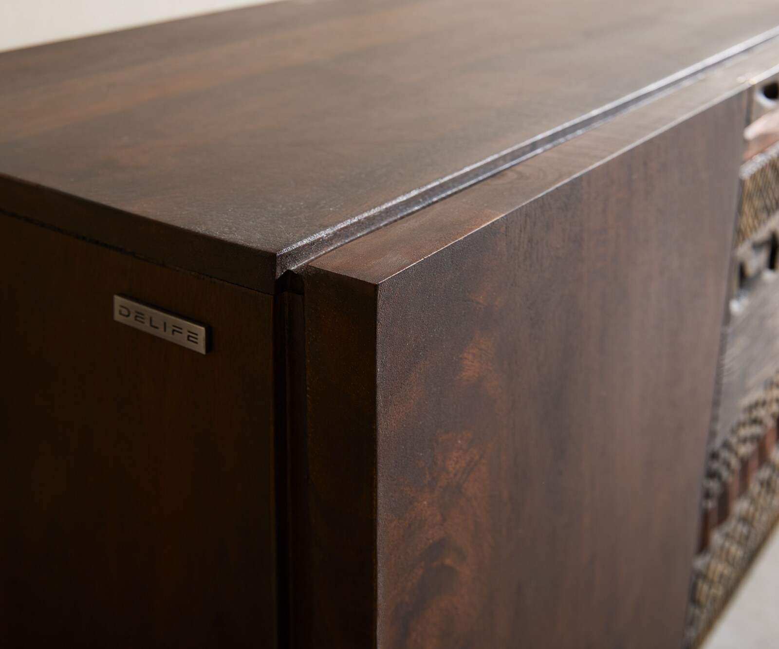 Buffet Imara 175 cm manguier brun 2 portes 3 tiroirs suspendu 4