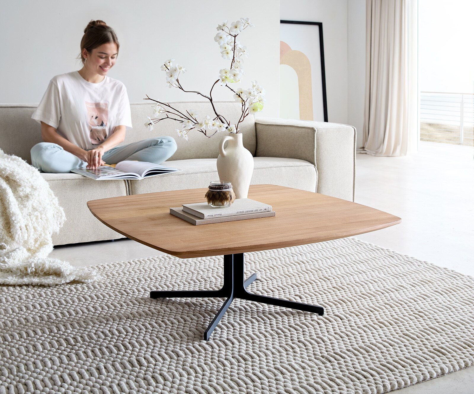 Table basse Talita 90x90 cm orme naturel métal effet titane 1
