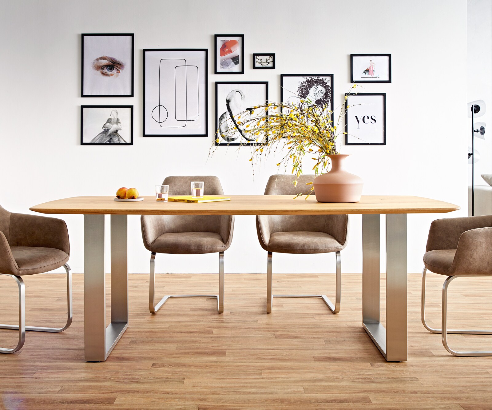 Table à manger Edge Boot 200x100x2,5-3 chêne nature acier inoxydable mince bord suisse 5