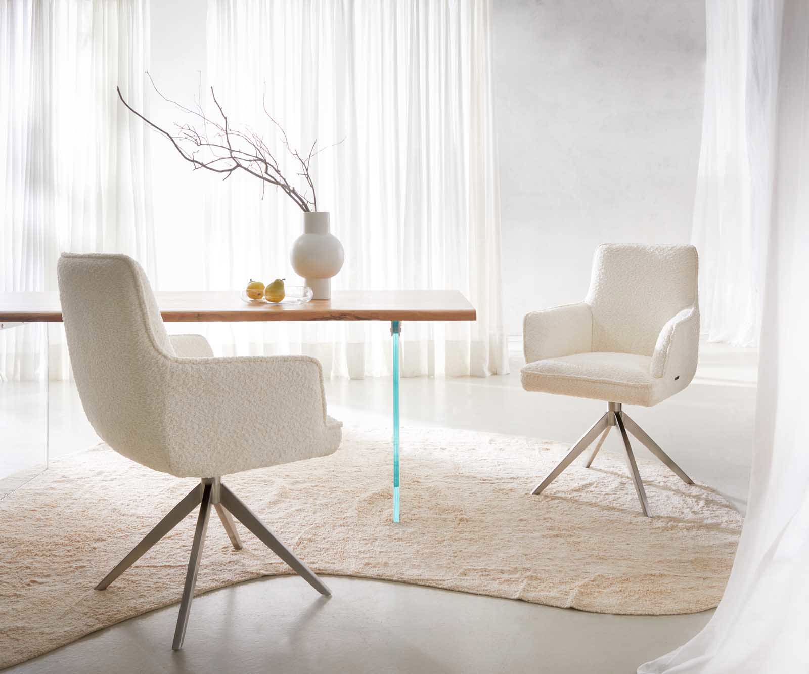 Chaise-pivotante Heira-Flex avec accoudoirs bouclé blanc pied croisé large acier inoxydable brossé pivotement sur 360° ressorts ensachés 5 Chaise-pivotante Heira-Flex avec accoudoirs bouclé blanc pied croisé large acier inoxydable brossé pivotement sur 360° ressorts ensachés 5