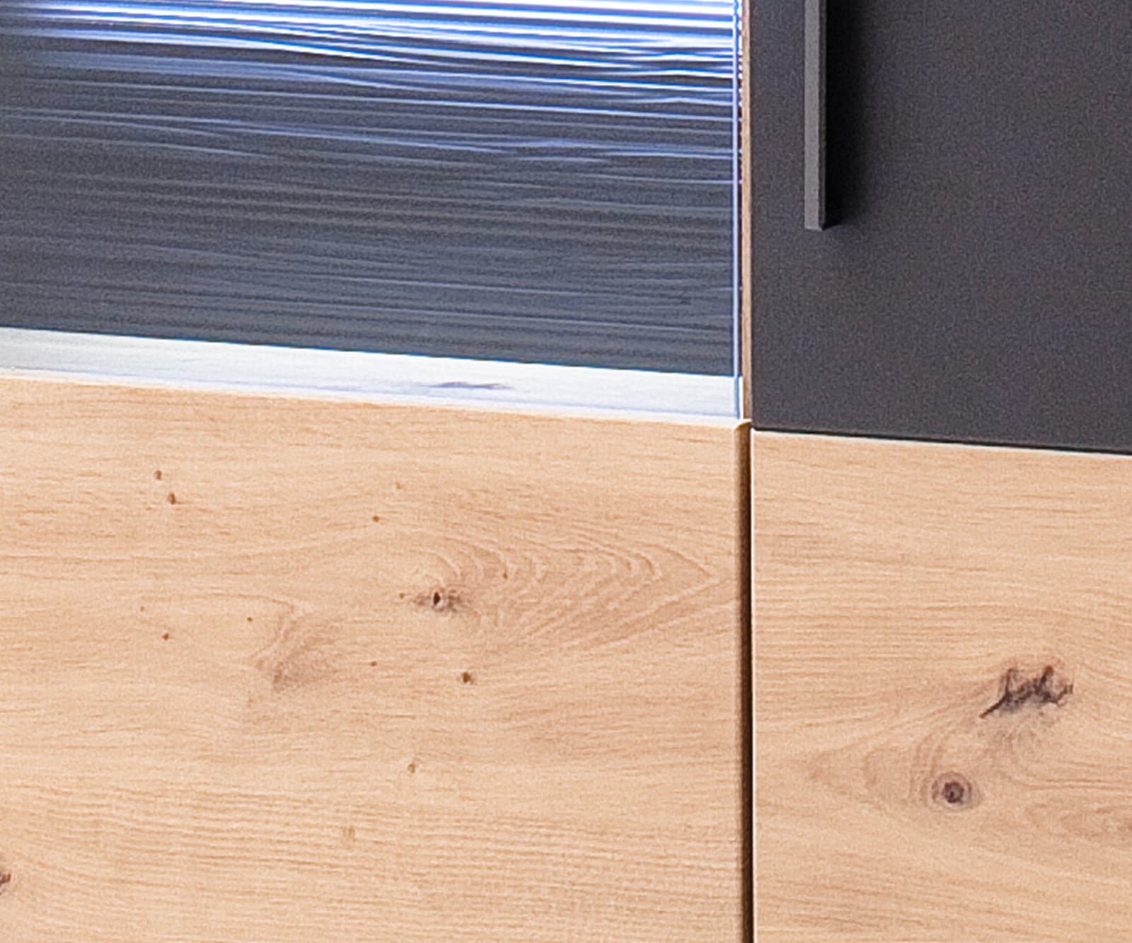 Buffet-haut Farum 90 x 130 cm look chêne 3 portes vitrées  1 Buffet-haut Farum 90 x 130 cm look chêne 3 portes vitrées  1