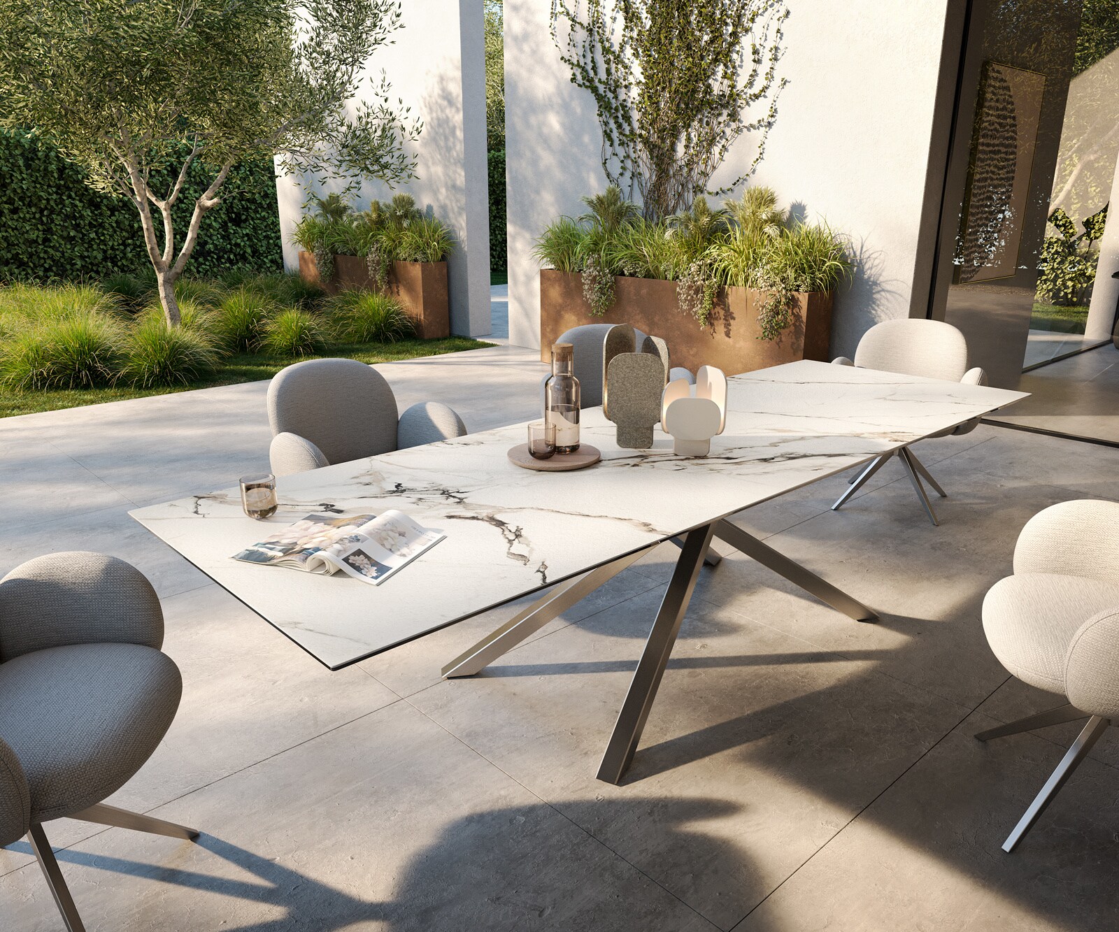 Table d’extérieur Edge 300x100 cm céramique Calacatta Luxe blanc-or-gris piètement croisé rectangulaire en acier inoxydable