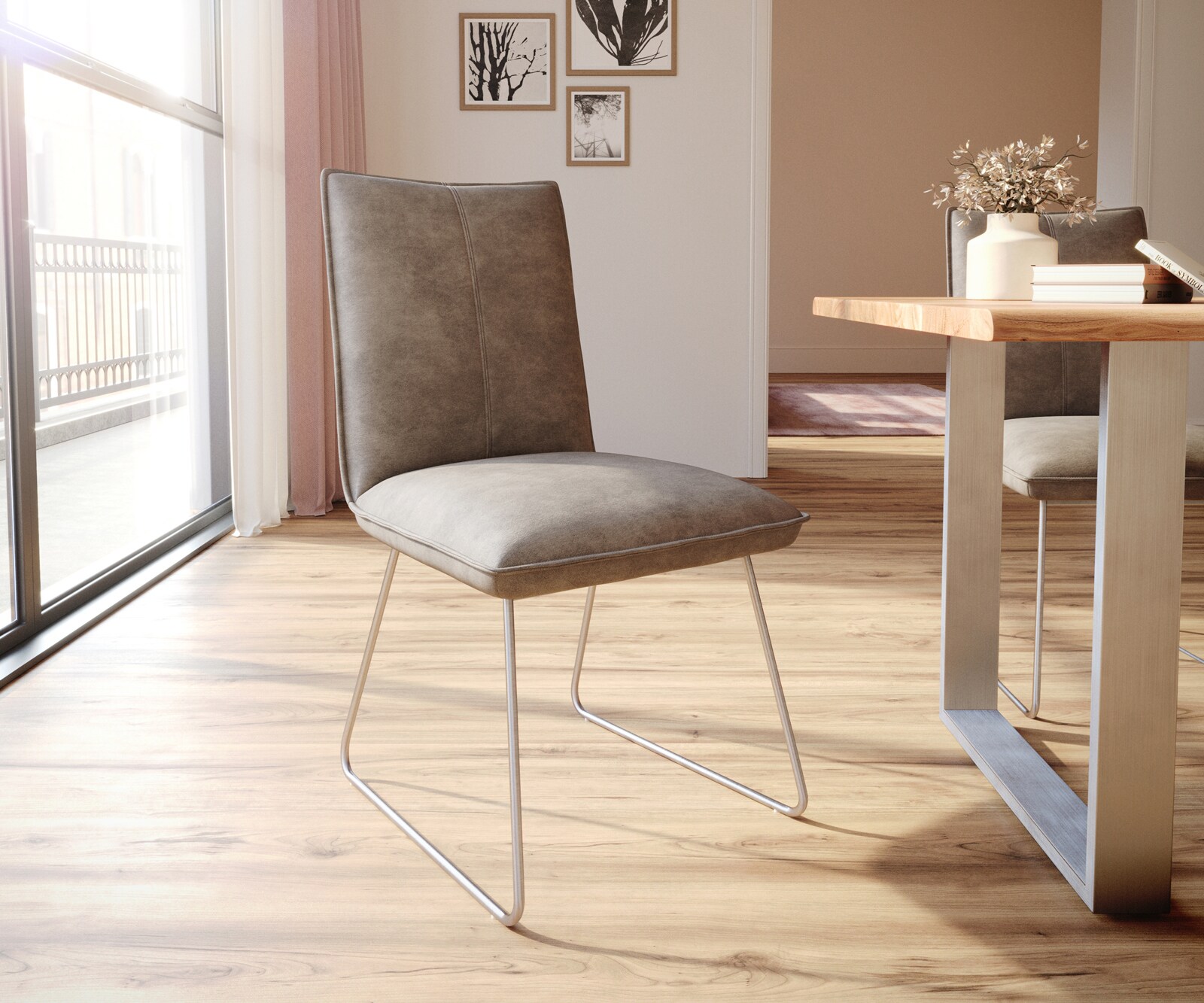 Chaise-de-salle-à-manger Lelio-Flex microvelours taupe vintage pied trapèze acier inoxydable brossé ressorts ensachés